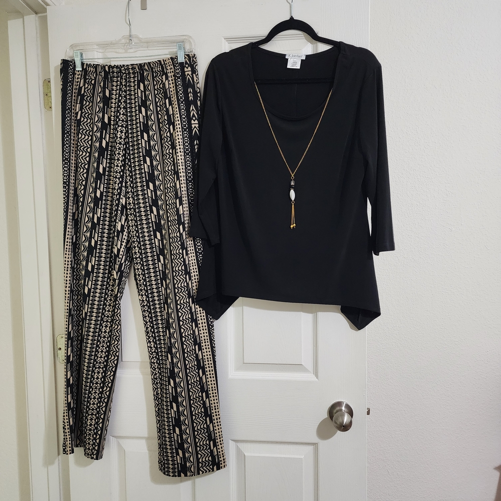 K Jordan Black and Gold Patterned Women's Pant Set Size L NWOT